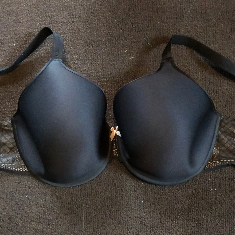 Chantelle C Idéal smoothing back bra